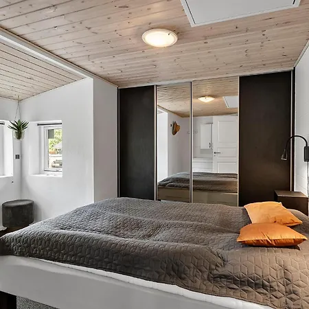 Cozy In With Wifi Holiday home Hemmet